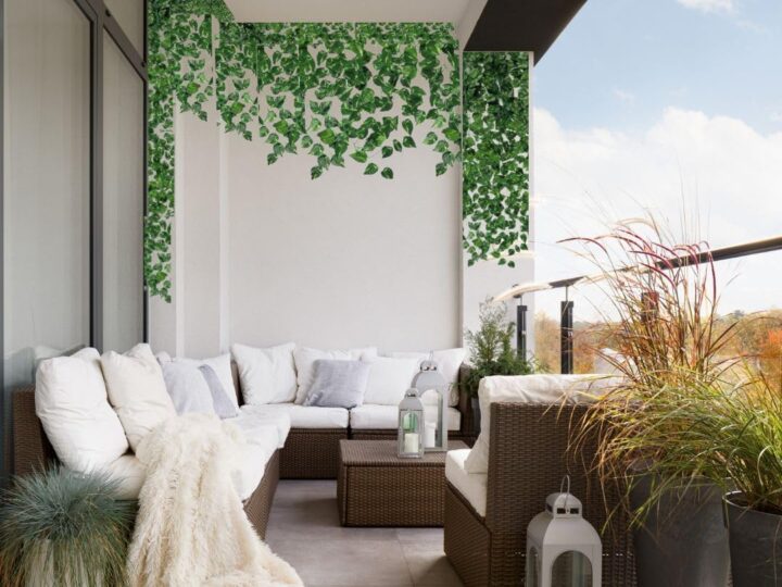 Leaf Decoration Ideas on Wall: Transform Your Space with Nature-Inspired Elegance
